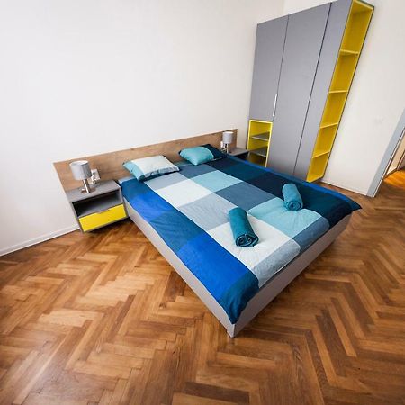 Central Luxury 3 Клуж-Напока Екстериор снимка